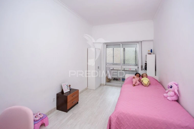 Apartamento T3 para Venda em Laranjeiro e Feijó Foto 9