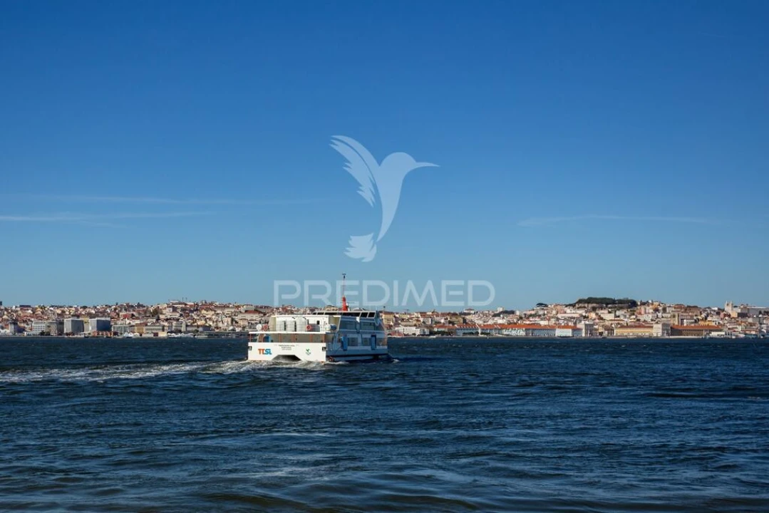 Apartamento T3 para Venda em Laranjeiro e Feijó Foto 15