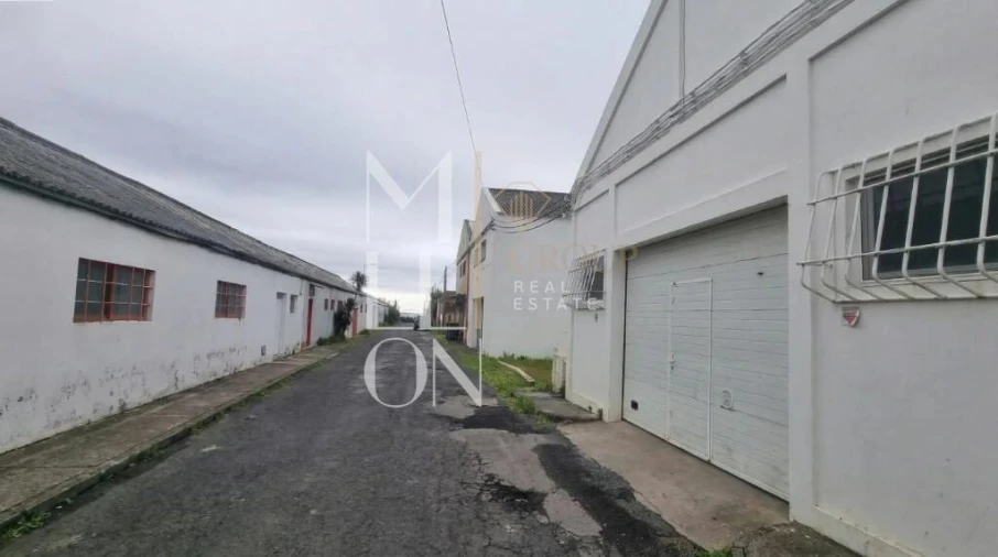 Armazém para Venda em Feteira Foto 9