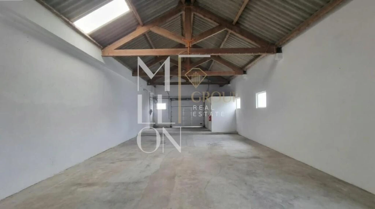 Armazém para Venda em Feteira Foto 3