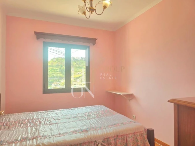 Moradia T5 para Venda em Estreito de Camara de Lobos Foto 30