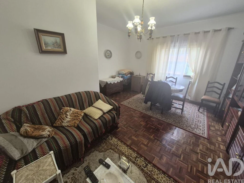 Apartamento T2 para Venda em Seixal, Arrentela e Aldeia de Paio Pires Foto 1