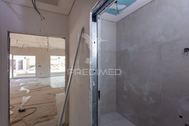 Moradia T3 para Venda em Corroios Foto 6