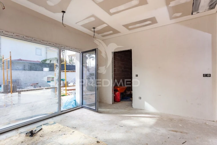 Moradia T3 para Venda em Corroios Foto 17