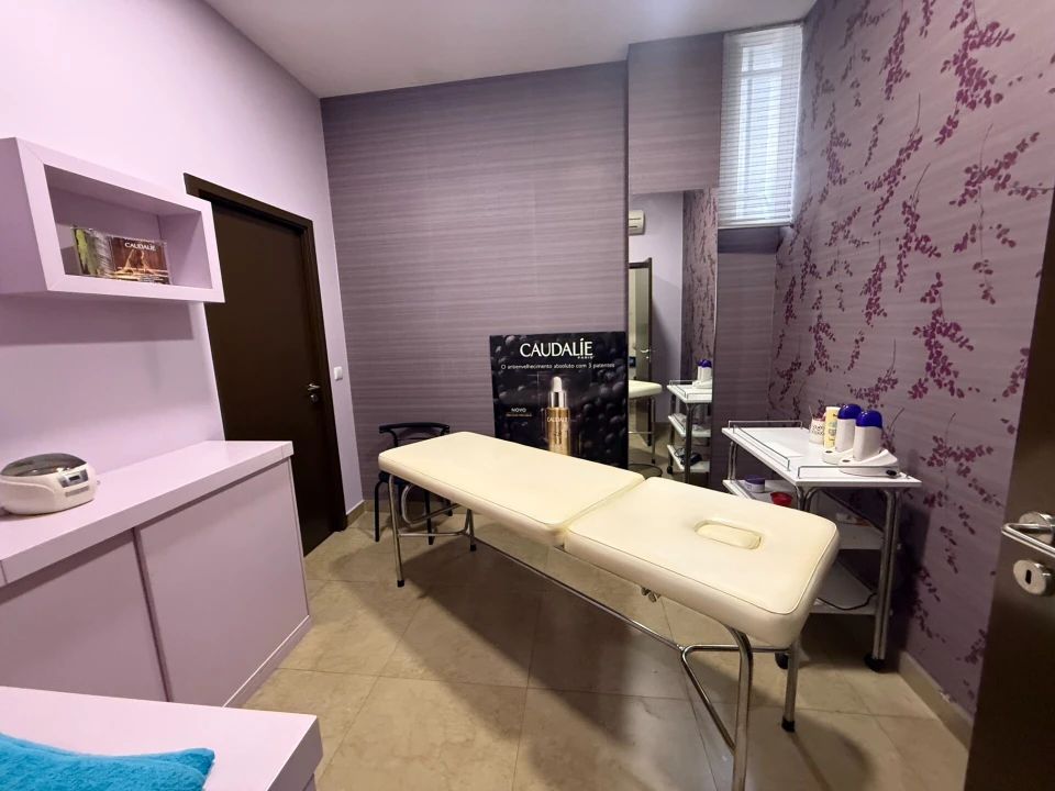 Loja para Arrendamento em Oliveira, São Paio e São Sebastião Foto 8