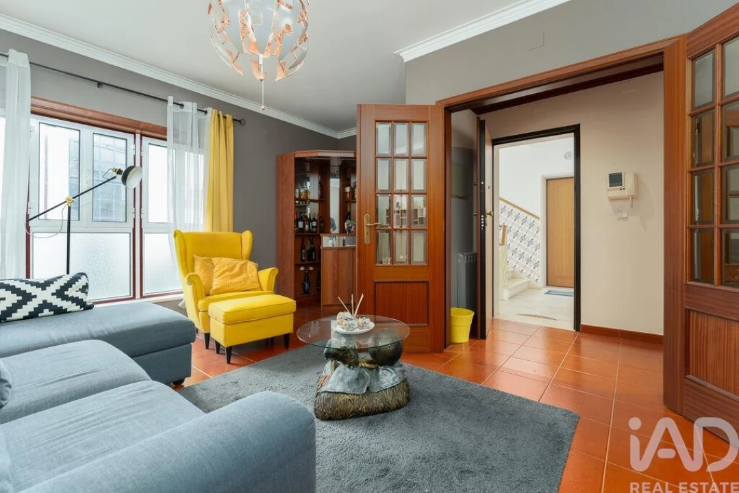 Apartamento T3 para Venda em São Pedro de Tomar Foto 7