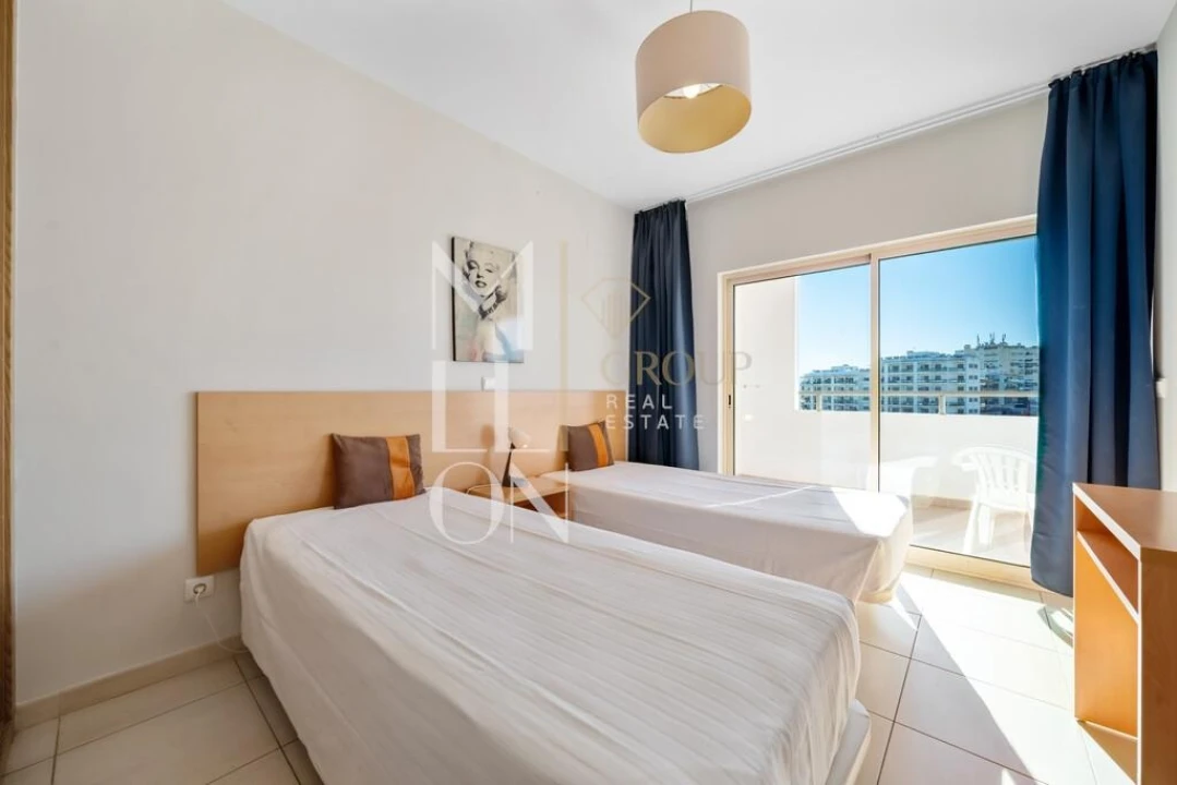 Apartamento T1 para Venda em Portimão Foto 11