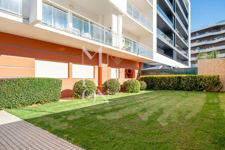 Apartamento T1 para Venda em Portimão Foto 2