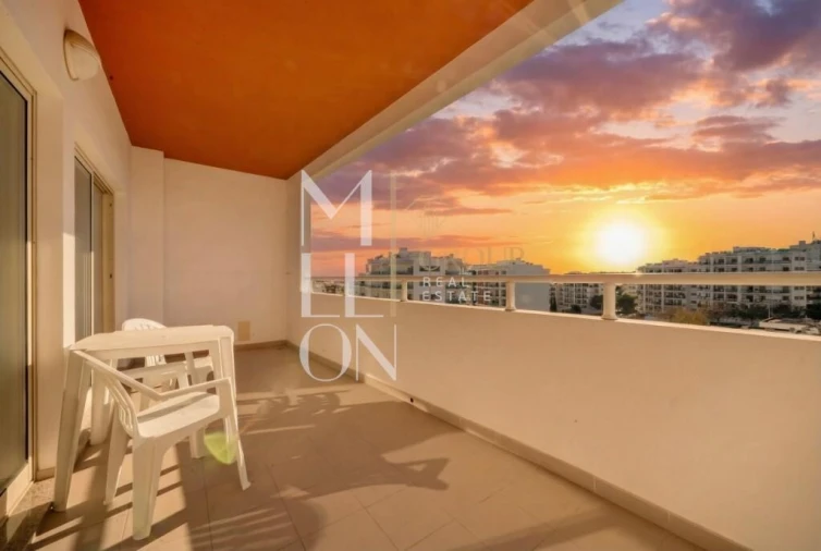 Apartamento T1 para Venda em Portimão Foto 3