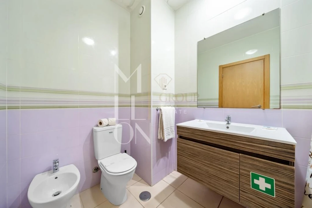 Apartamento T1 para Venda em Portimão Foto 10