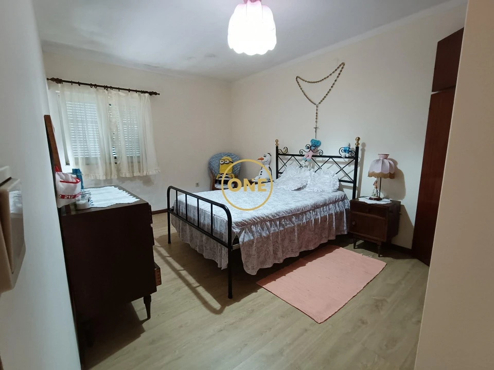 Moradia T3 para Venda em Carvalheira Foto 33