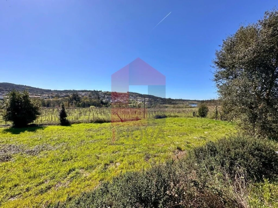 Moradia T3 para Venda em Cabanelas Foto 38