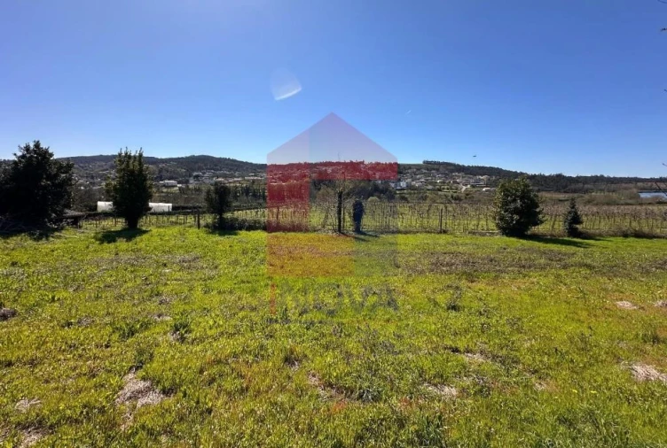 Moradia T3 para Venda em Cabanelas Foto 33