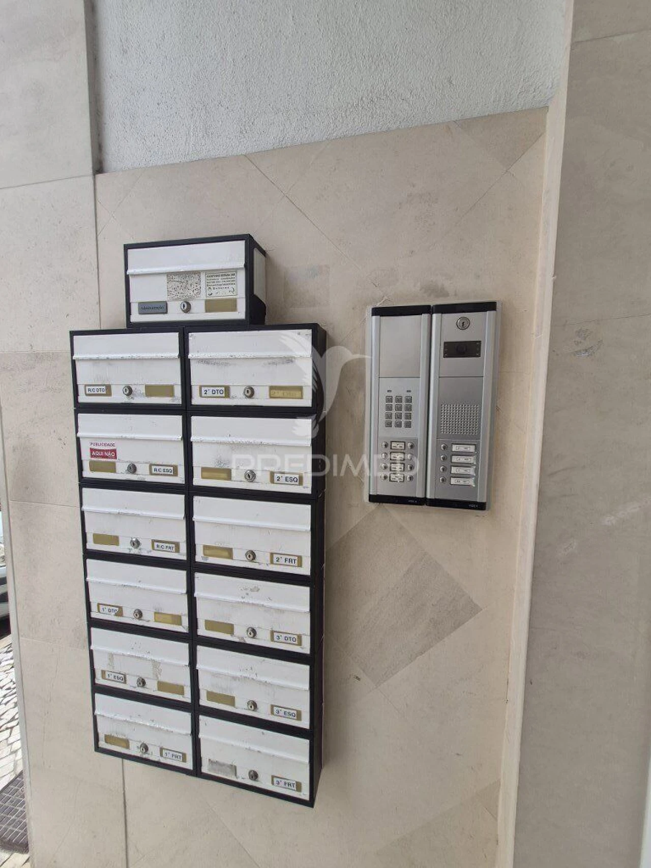 Apartamento T2 para Venda em Laranjeiro e Feijó Foto 5