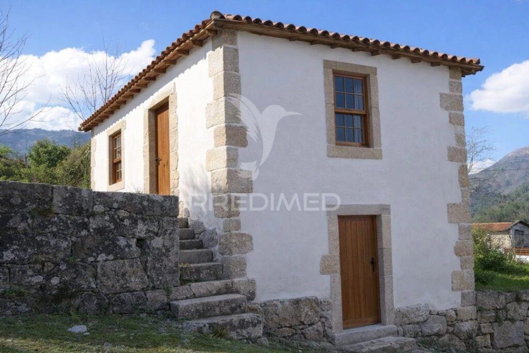 Moradia T4 para Venda em Rio Caldo Foto 1