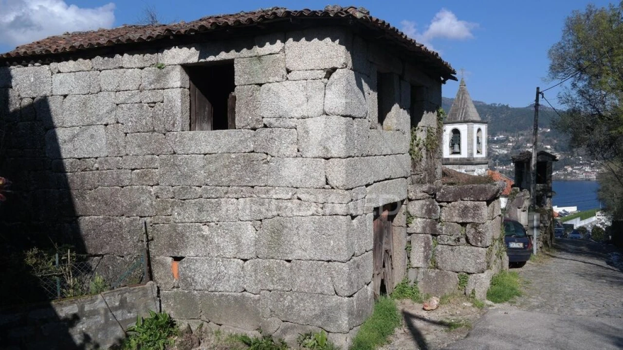 Moradia T4 para Venda em Rio Caldo Foto 7