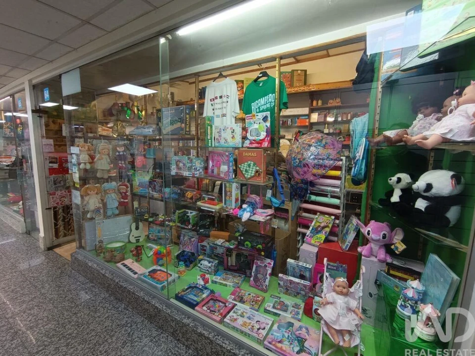 Loja para Venda em Carcavelos e Parede Foto 3