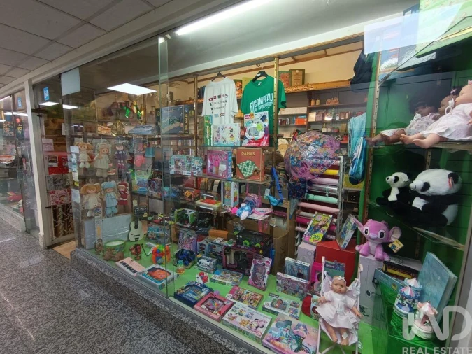 Loja para Venda em Carcavelos e Parede Foto 3