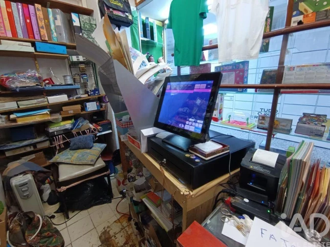 Loja para Venda em Carcavelos e Parede Foto 13