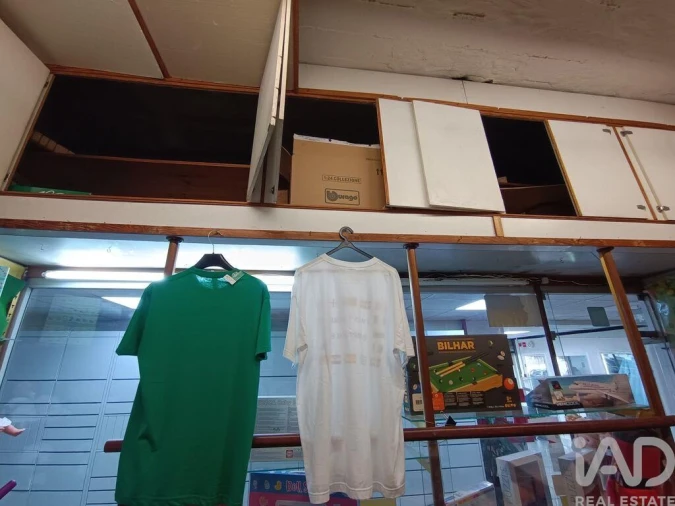 Loja para Venda em Carcavelos e Parede Foto 12