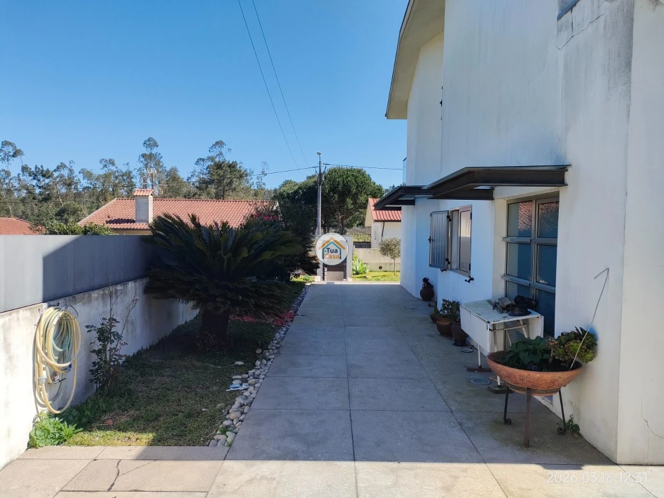 Moradia T4 para Venda em Louro Foto 5