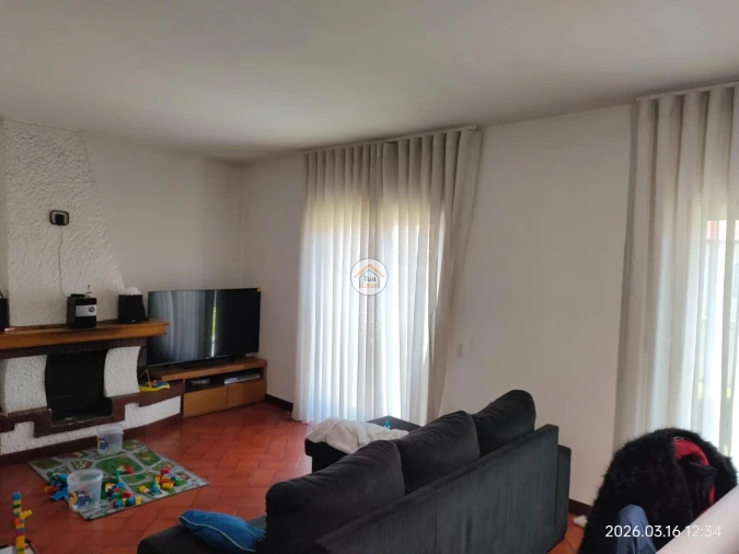 Moradia T4 para Venda em Louro Foto 6