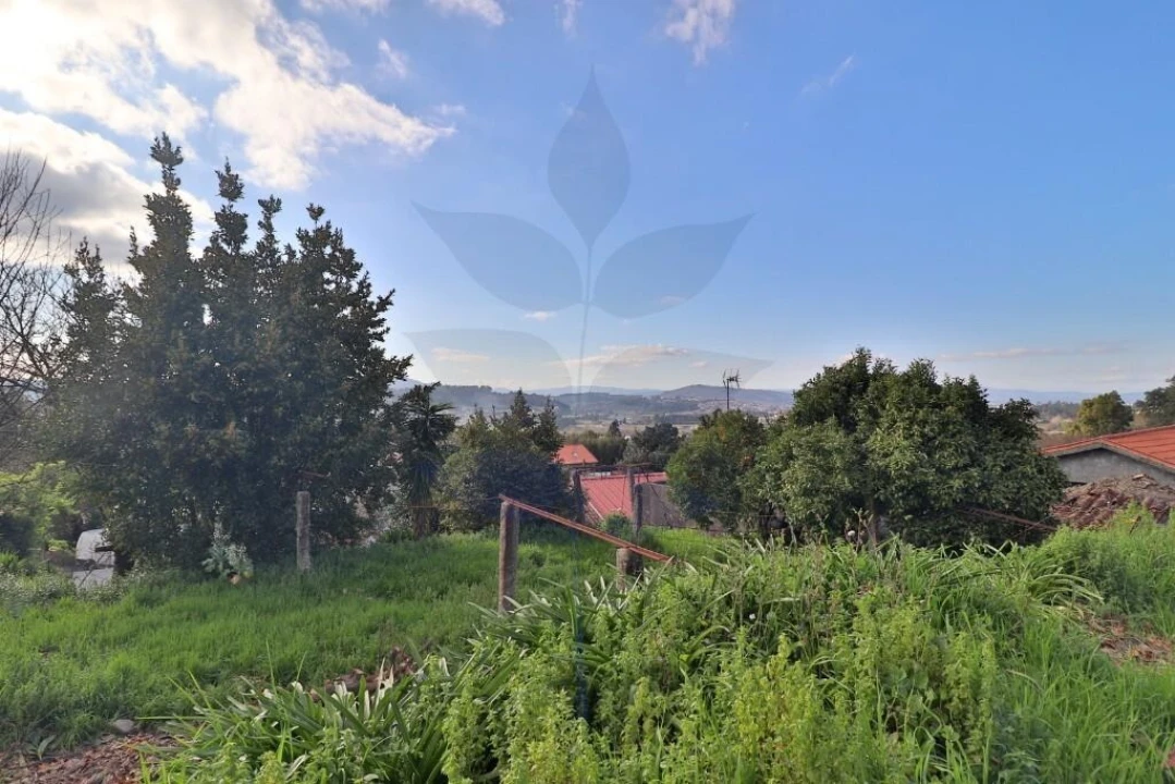 Moradia T3 para Venda em Esporões Foto 18