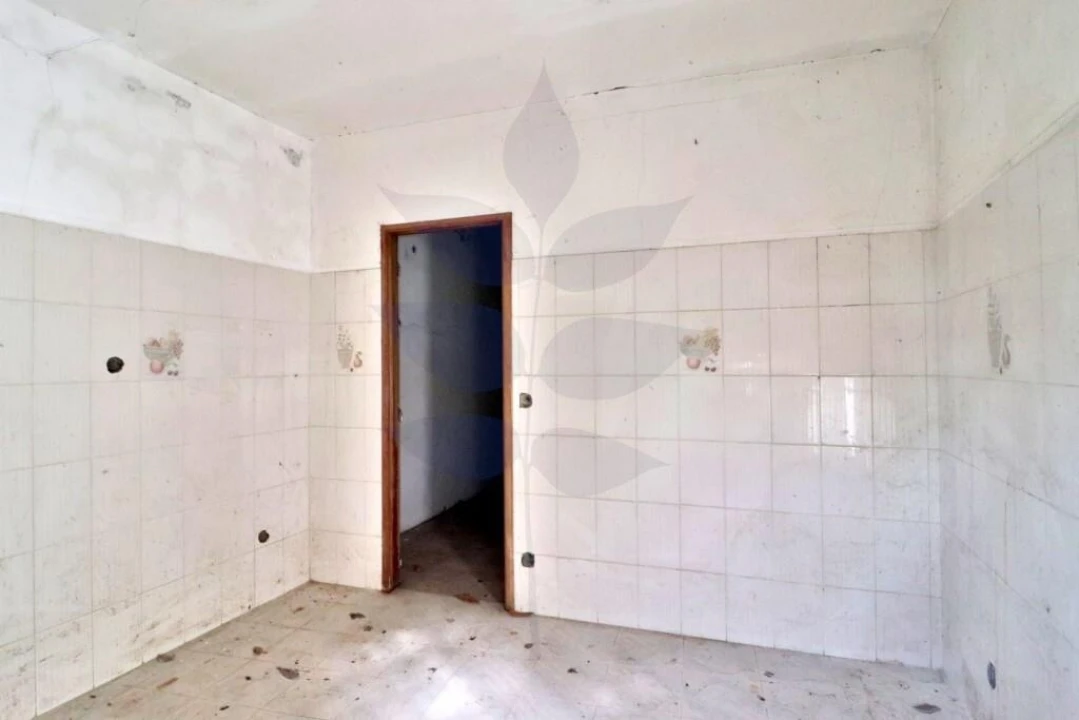 Moradia T3 para Venda em Esporões Foto 13