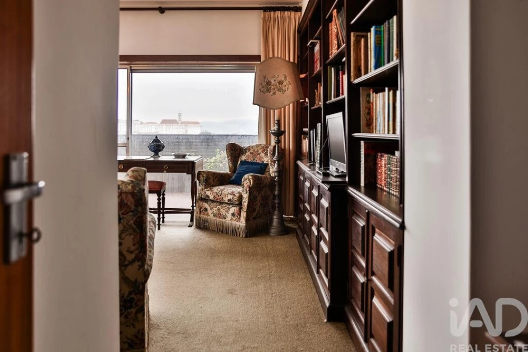 Apartamento T5 para Venda em São Martinho do Bispo e Ribeira de Frades Foto 24