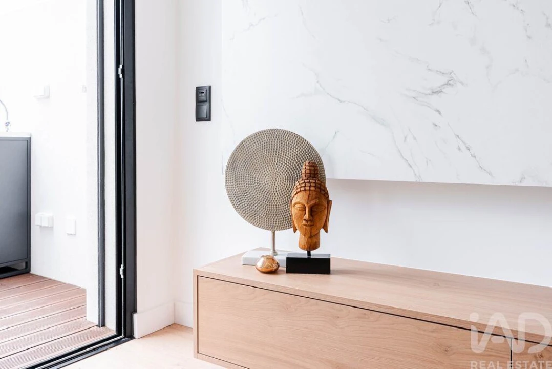 Moradia T3 para Venda em Quelfes Foto 10