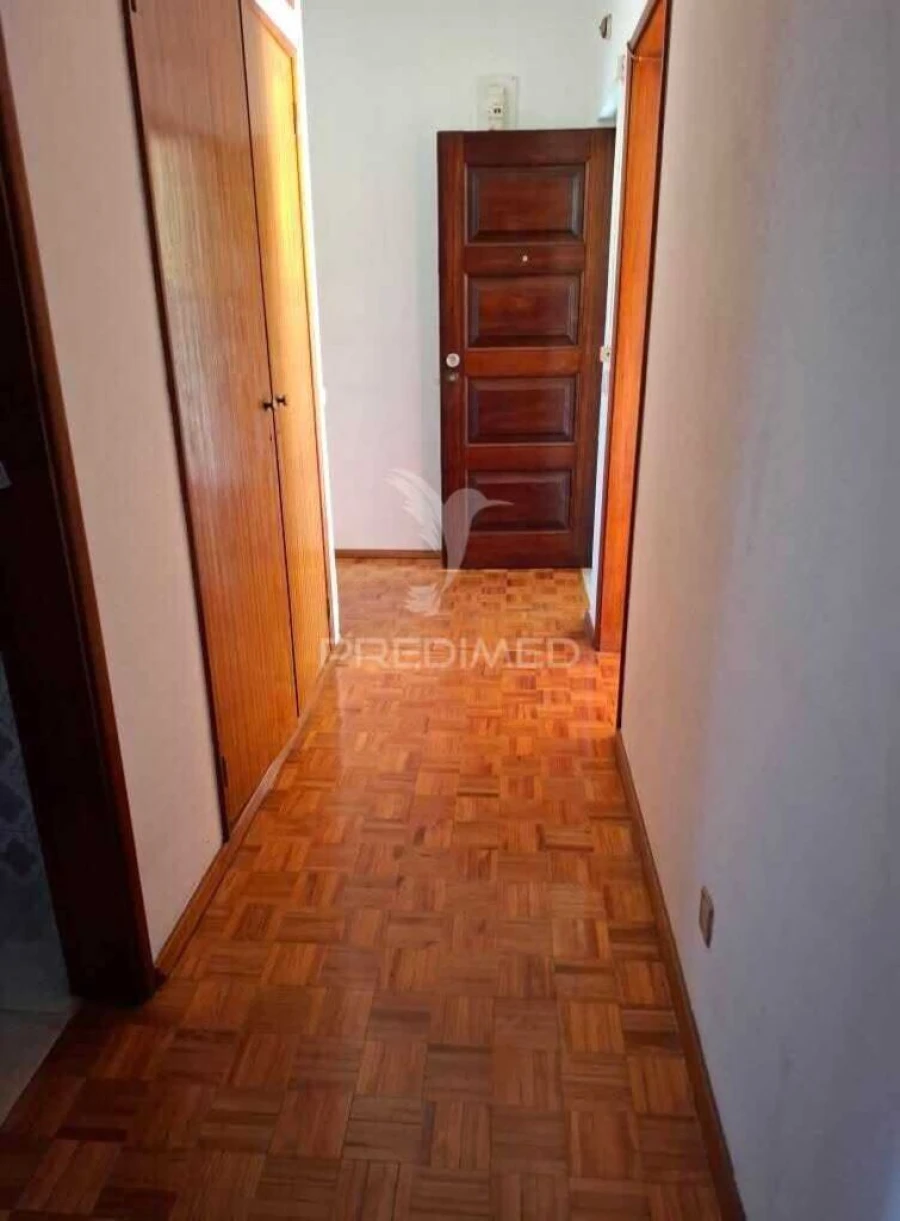 Apartamento T2 para Venda em Alcobaça e Vestiaria Foto 4