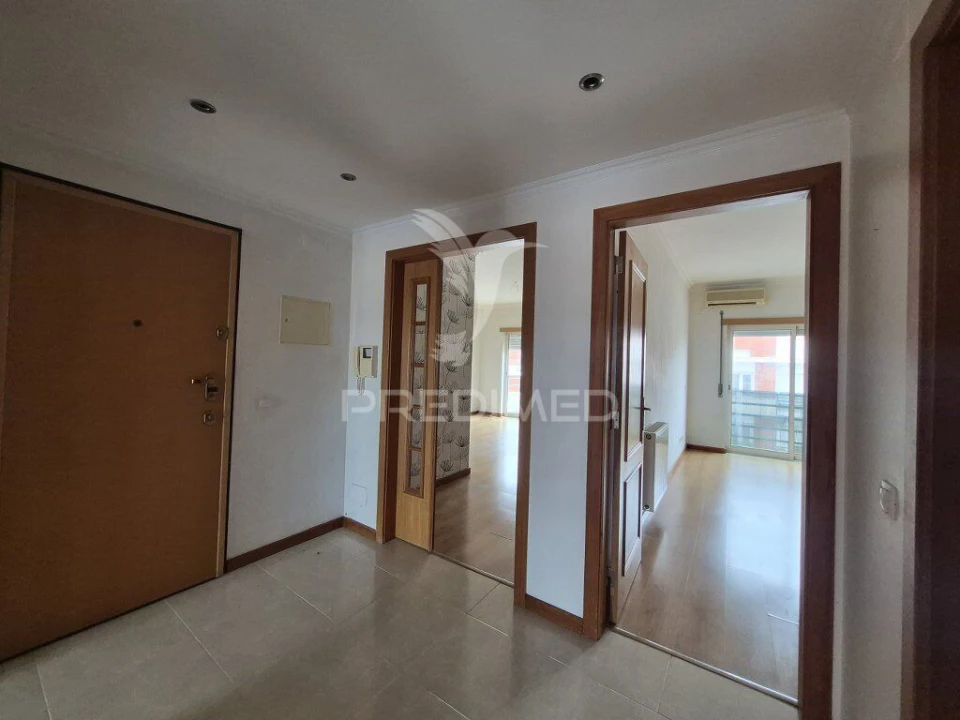 Apartamento T2 para Venda em Laranjeiro e Feijó Foto 11