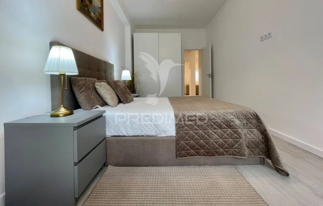 Apartamento T2 para Venda em Faro (Sé e São Pedro) Foto 8