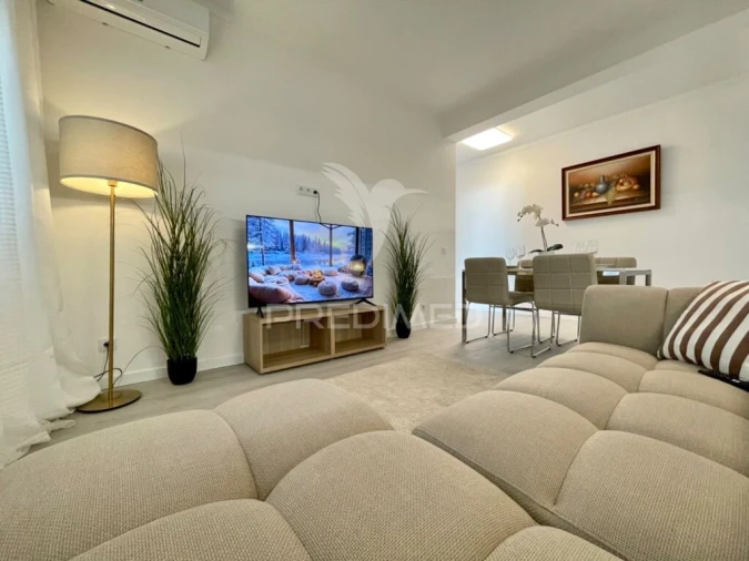 Apartamento T2 para Venda em Faro (Sé e São Pedro) Foto 2