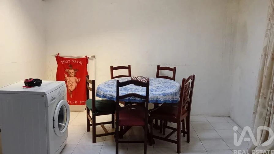 Apartamento T1 para Venda em São Pedro de Tomar Foto 10