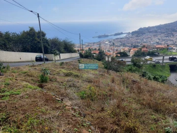 Terreno para Venda em Funchal (Santa Maria Maior)