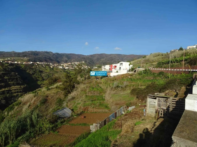 Terreno para Venda em Arco da Calheta Foto 6