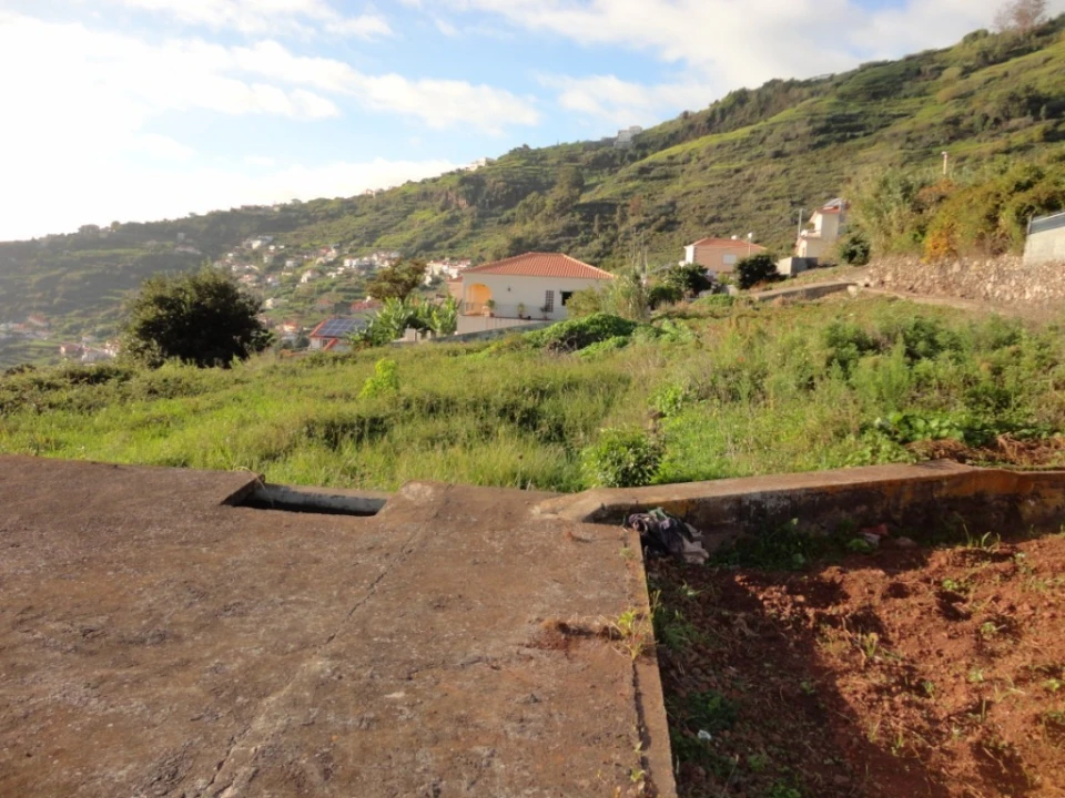 Terreno para Venda em Calheta Foto 6