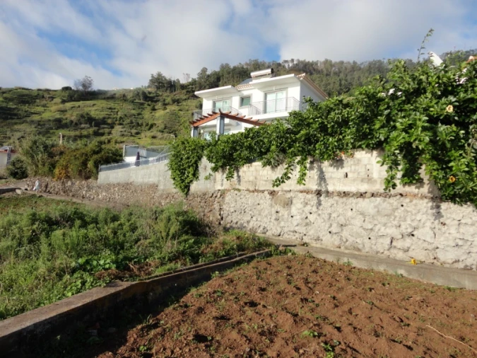 Terreno para Venda em Calheta Foto 5