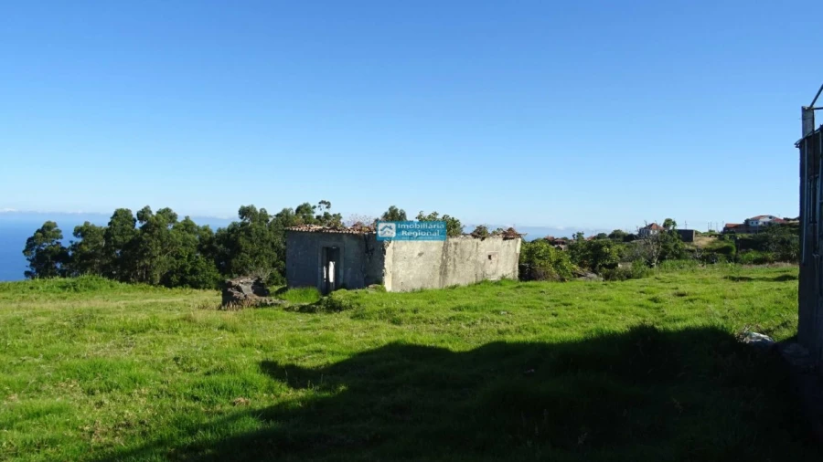 Terreno para Venda em Ponta do Pargo