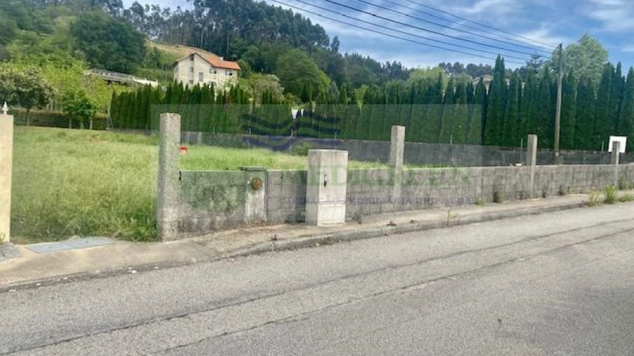 Terreno para Venda em Silva Escura e Dornelas