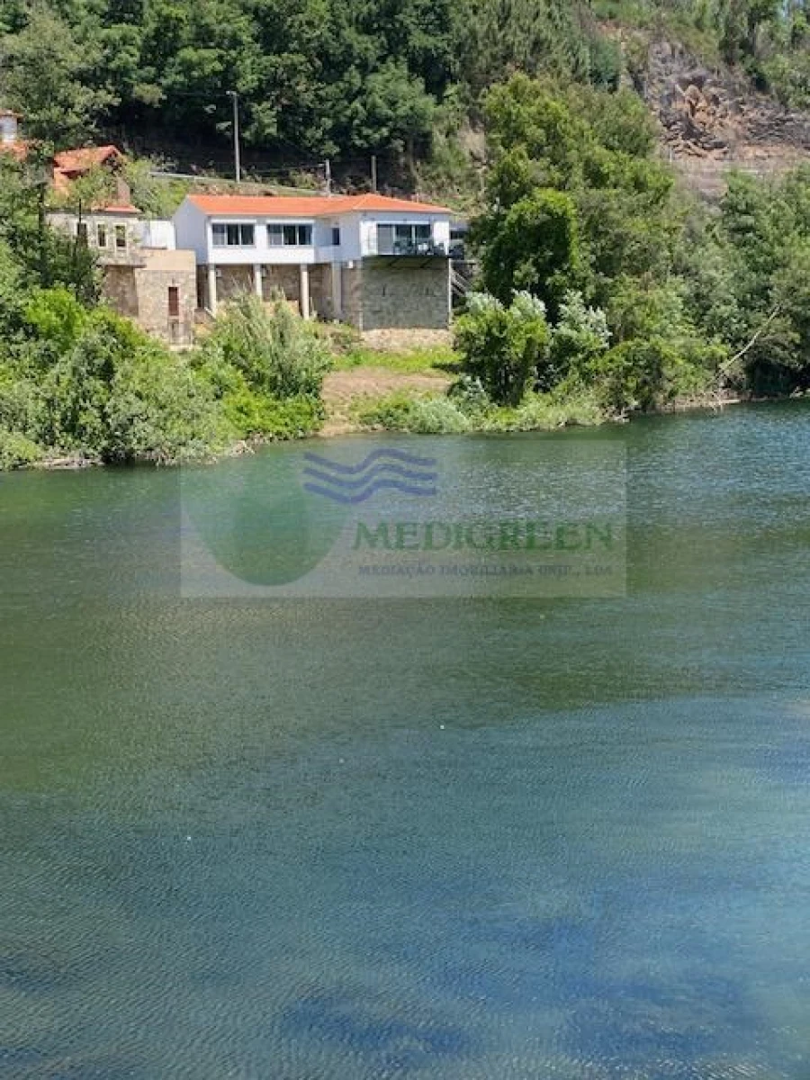 Moradia T2 para Venda em Pessegueiro do Vouga Foto 2
