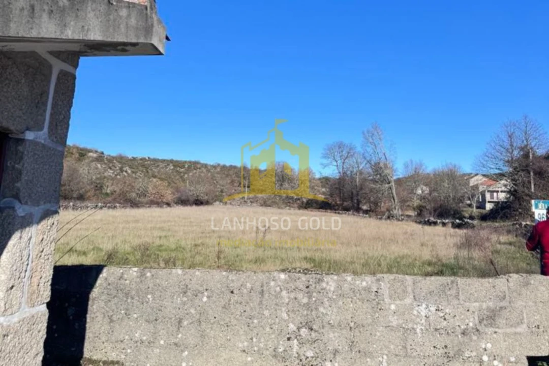 Terreno para Venda em Sarraquinhos Foto 9