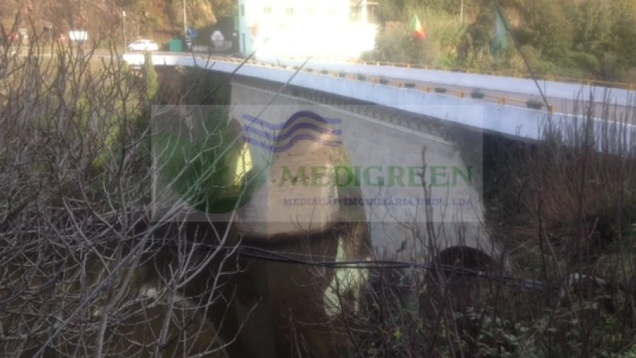 Terreno para Venda em Cedrim e Paradela