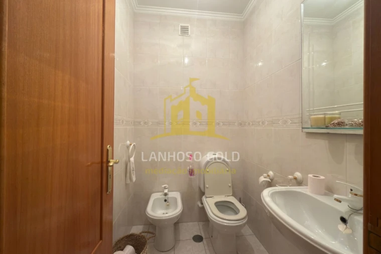 Apartamento T3 para Venda em Povoa de Lanhoso (N. Senhora do Amparo) Foto 11