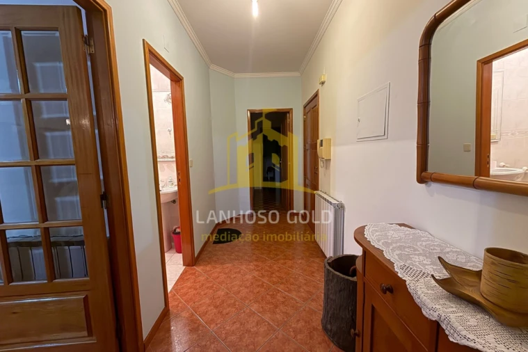 Apartamento T3 para Venda em Povoa de Lanhoso (N. Senhora do Amparo) Foto 6