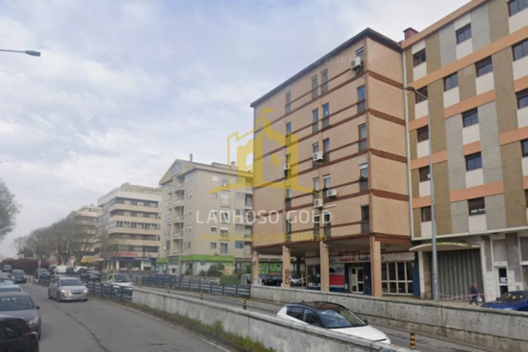 Apartamento T3 para Venda em Braga (São José de São Lázaro e São João do Souto) Foto 1