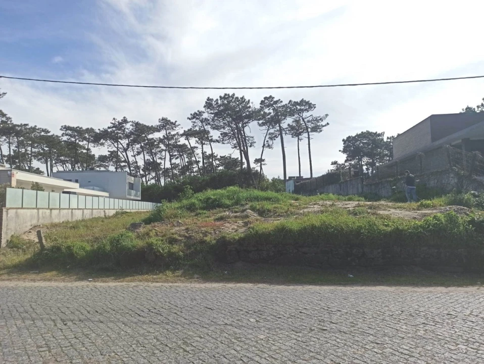 Terreno para Venda em Apúlia e Fão Foto 1