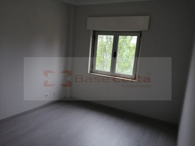 Apartamento T2 para Venda em Oeiras e São Julião da Barra, Paço de Arcos e Caxias Foto 11