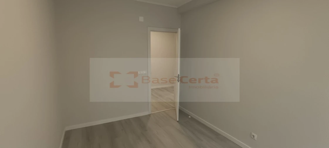 Apartamento T2 para Venda em Oeiras e São Julião da Barra, Paço de Arcos e Caxias Foto 20